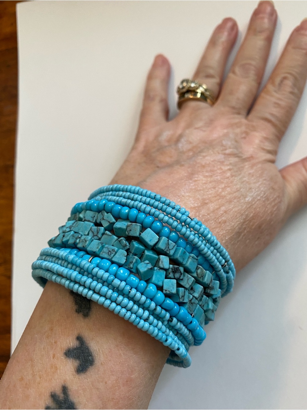 Faux Turquoise Beaded Multi-Strand Stretch Bracelet - Blue